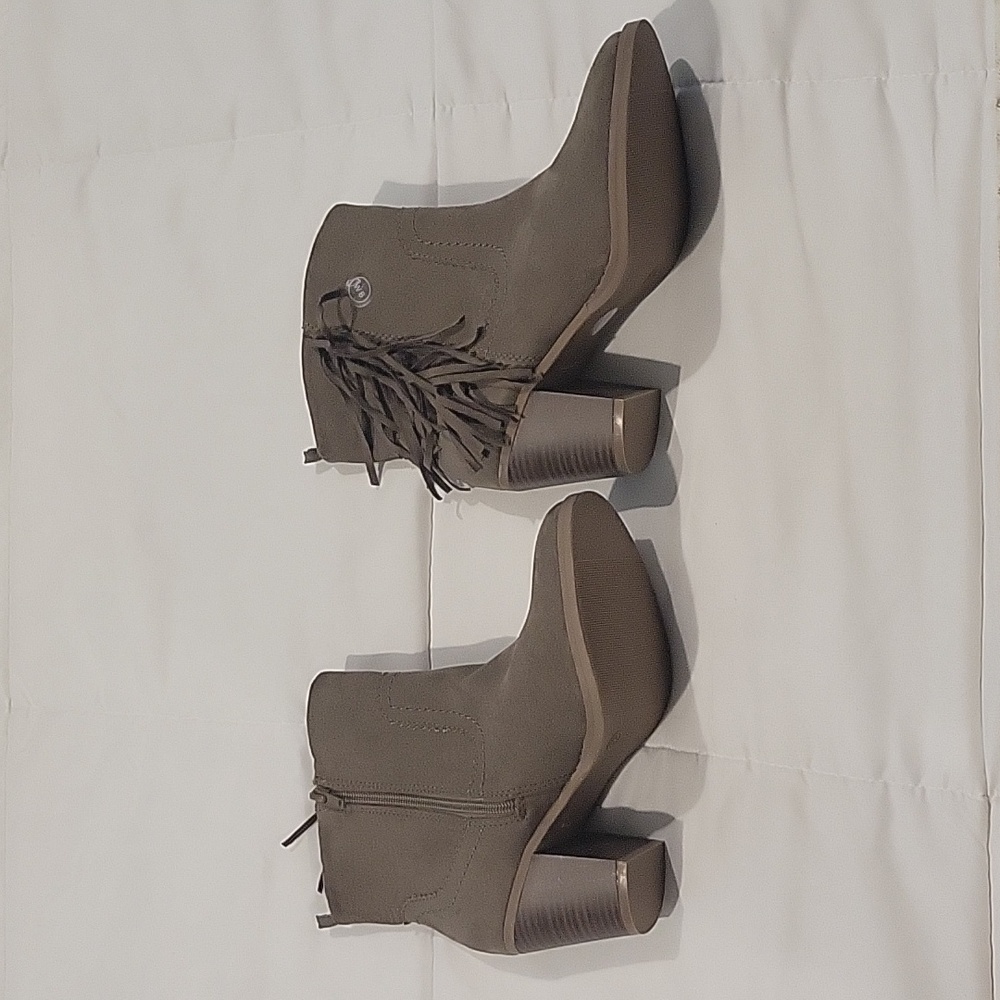 GAP Fringe Boots Size 8